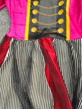 Girls' Circus Magician Vampire Clown Dress: Double-breasted top with gold trim, skirt spliced with black-and-white striped tulle. Comes with mini top hat headband to highlight character features. Costume for Halloween, Christmas, carnival parties.